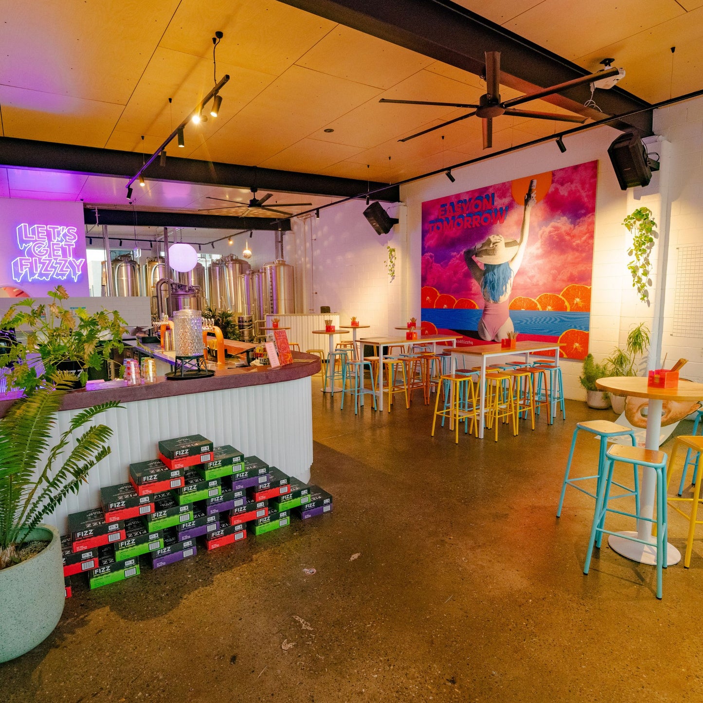 Hard Fizz Taproom (Inside View 1)