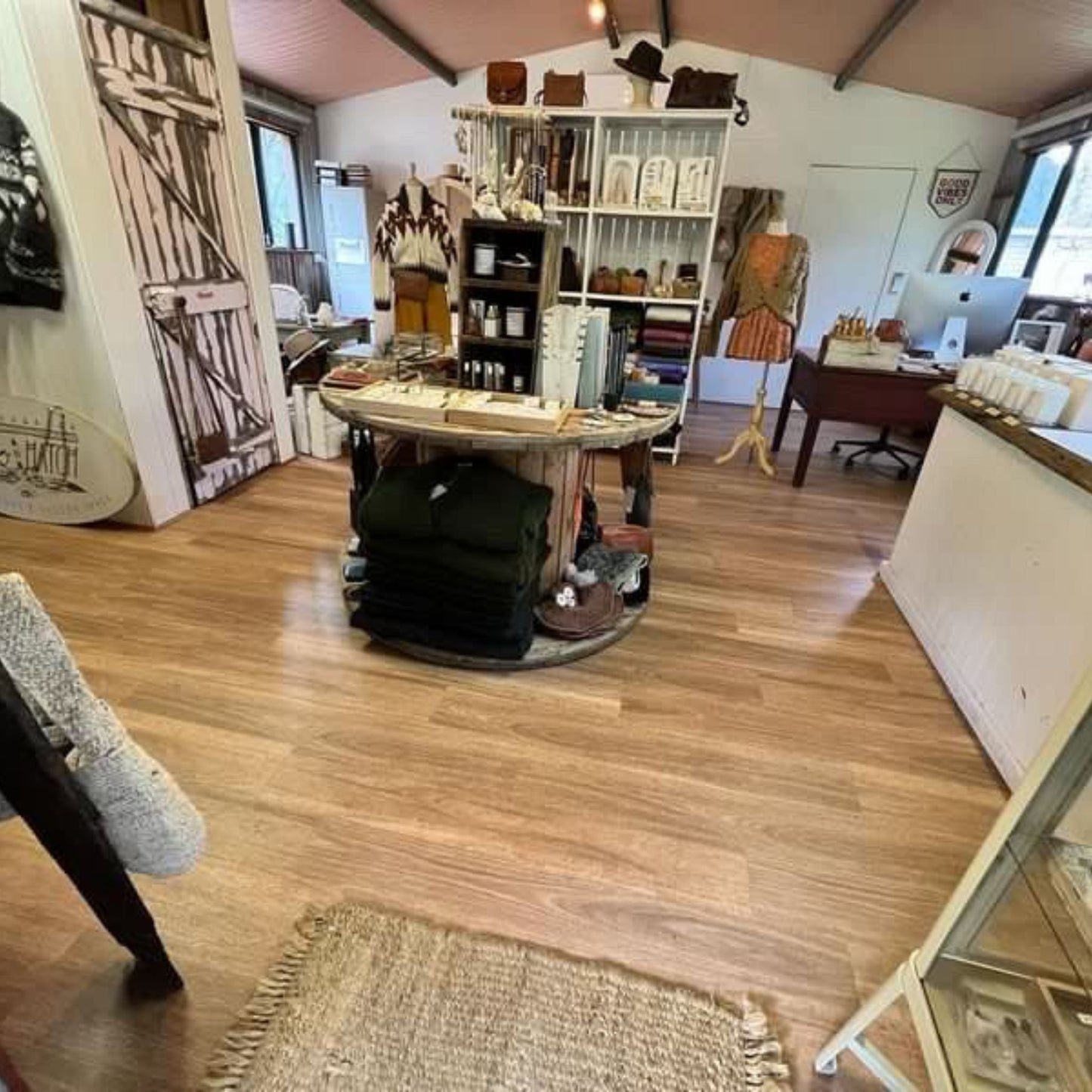 Hobo and Hatch (Boutique View 2)