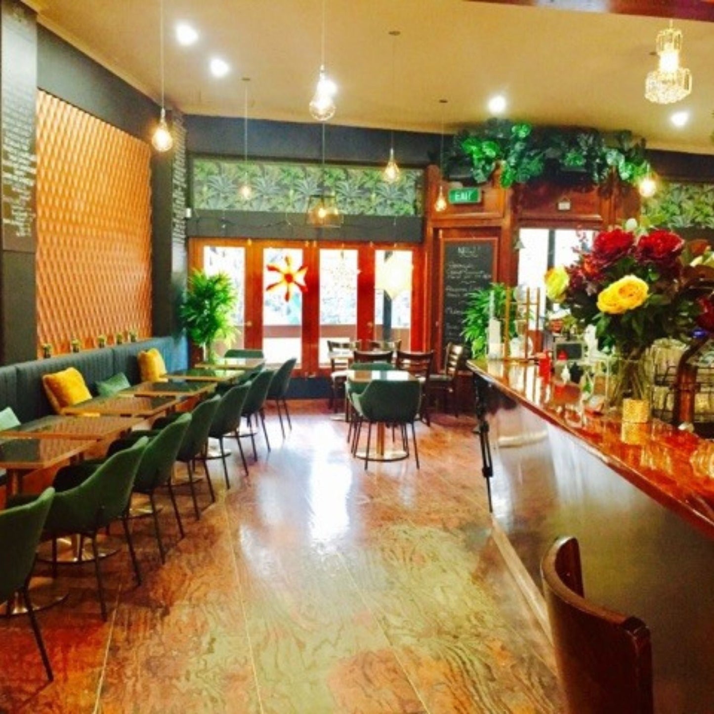 Sooki Lounge